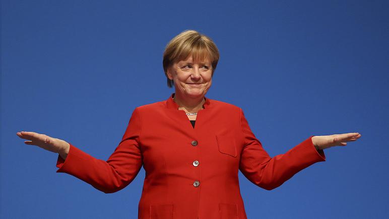 Almanya'da Başbakan yeniden Angela Merkel oldu