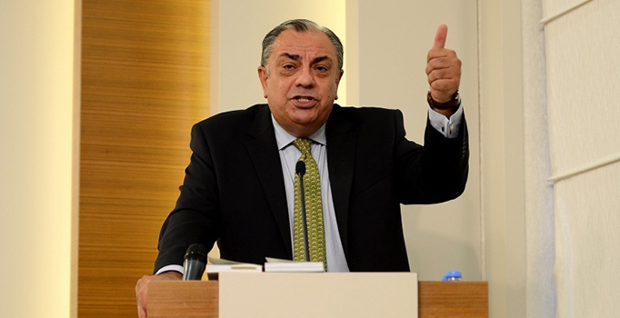 Başbakan Ahmet Davutoğlu'nun bakanlık teklifini kabul eden Tuğrul Türkeş, ihraç talebiyle MHP disiplin kuruluna sevkedildi.