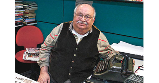 Duayen gazeteci Hasan Pulur yaşamını yitirdi.
